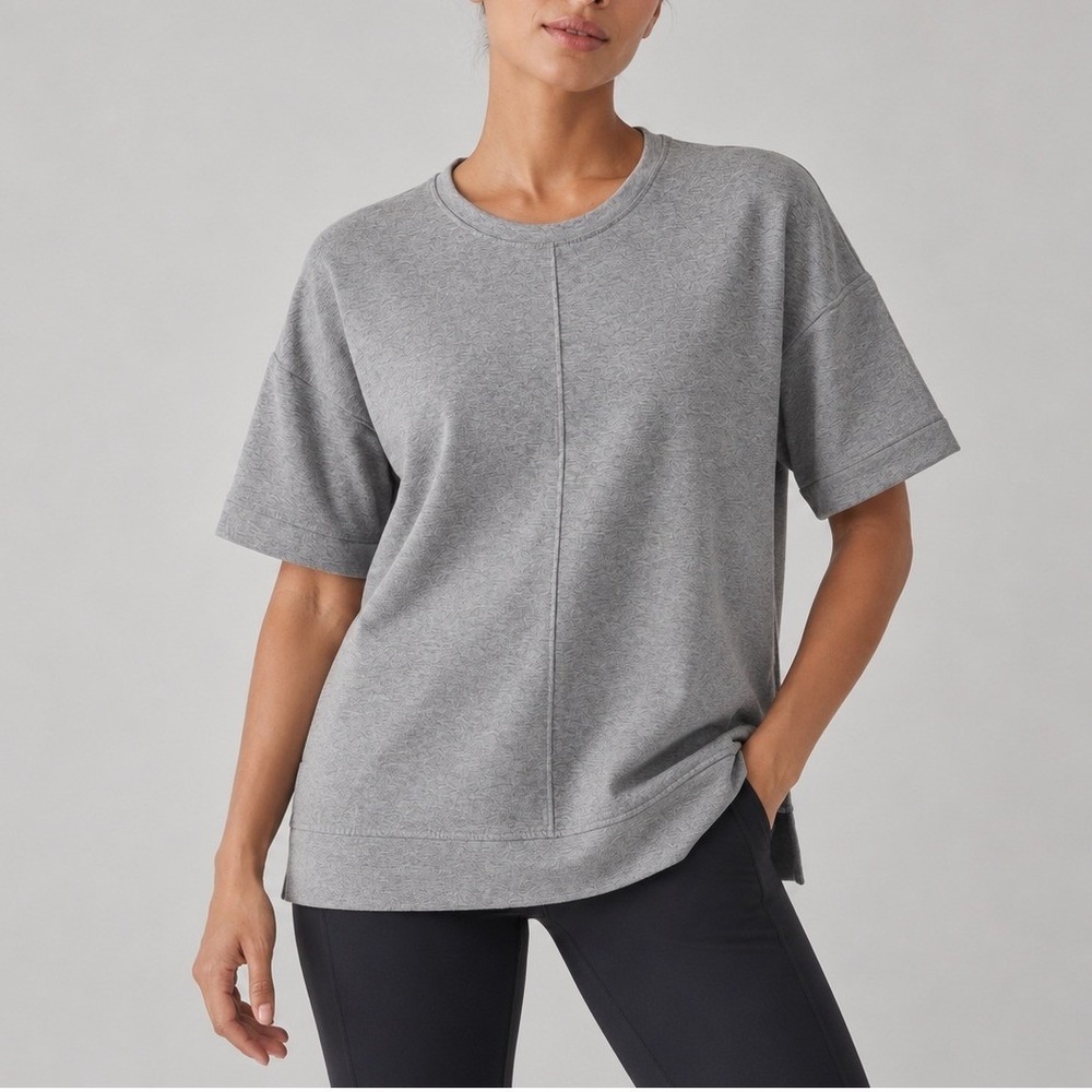 lululemon Cut Above Tee Women's 2 Heathered Medium Grey Crewneck Short Sleeve